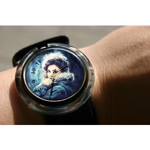 Your_picture_on_a_wristwatch_33 photo effect