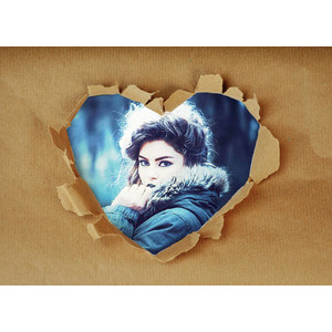 Your Picture On The Heart Of The Paper photo effect