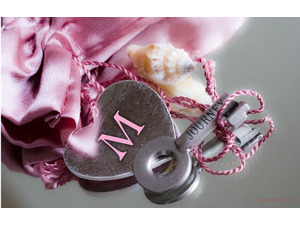 Metal key with heart