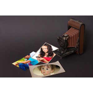 Family Photos In Front Of Your Picture Photo Montage – Add This Effect ...
