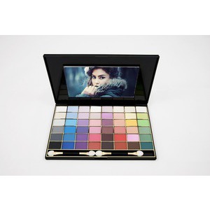 Your Photo On A Makeup Box Photo Effect
