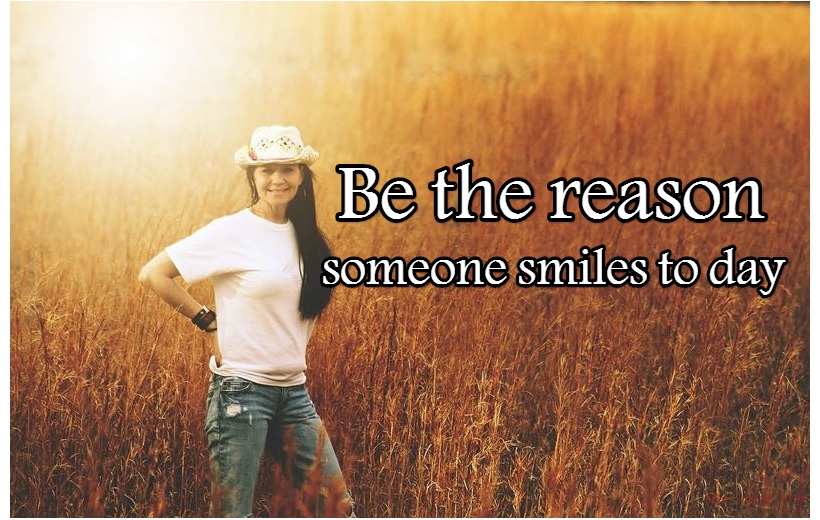  حكم و خواطر - Be The Reason Someone Smiles To Day