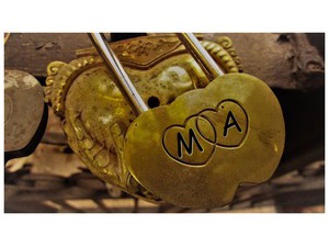 Your name on a heart-shaped lock